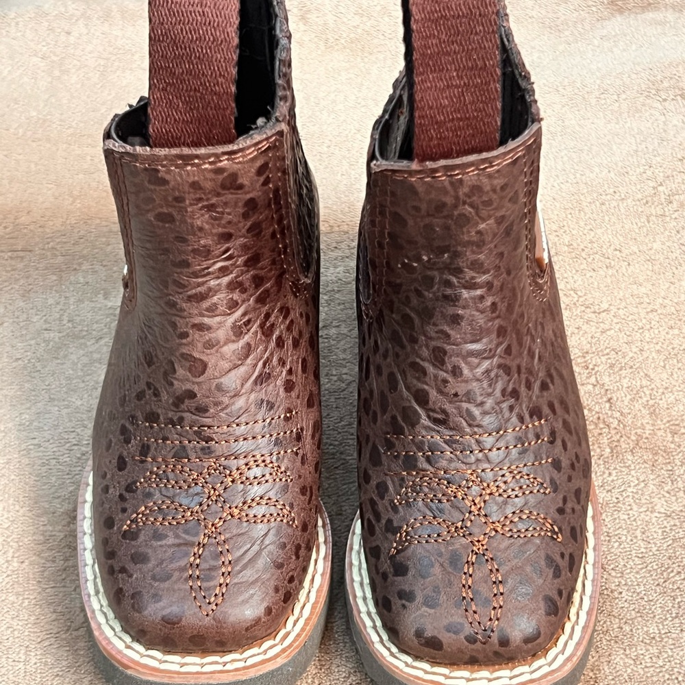 Reywelt Dark Leather Ankle Boots